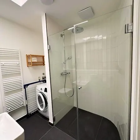 Stilvolles Design-apartment Im Herzen Von Μάιντς