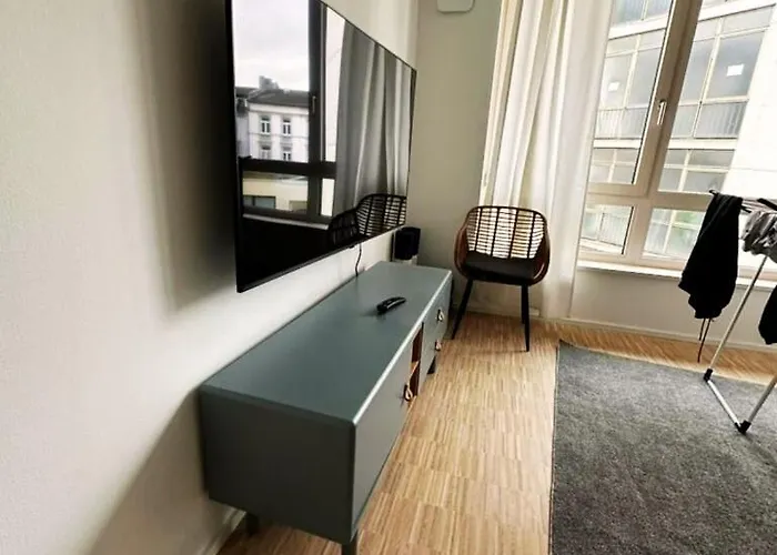 Stilvolles Design-apartment Im Herzen Von Apartment Mainz